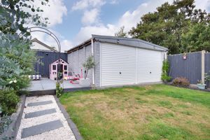 Rear External- click for photo gallery